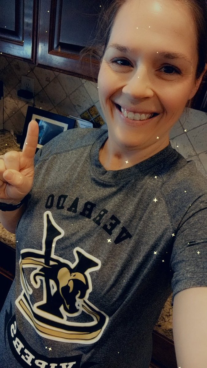 MrsWarrenReads's tweet photo. Viper pride!!! #virtualvipers #spreadyourmagic https://t.co/buKGeoj7ne