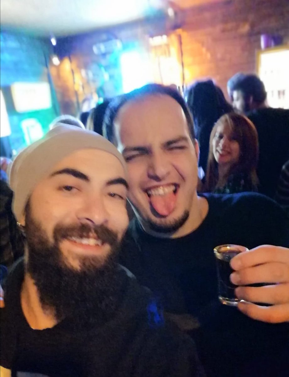 Oyle bir gulusu var ki cennetin fragmanini gordum gulusunde