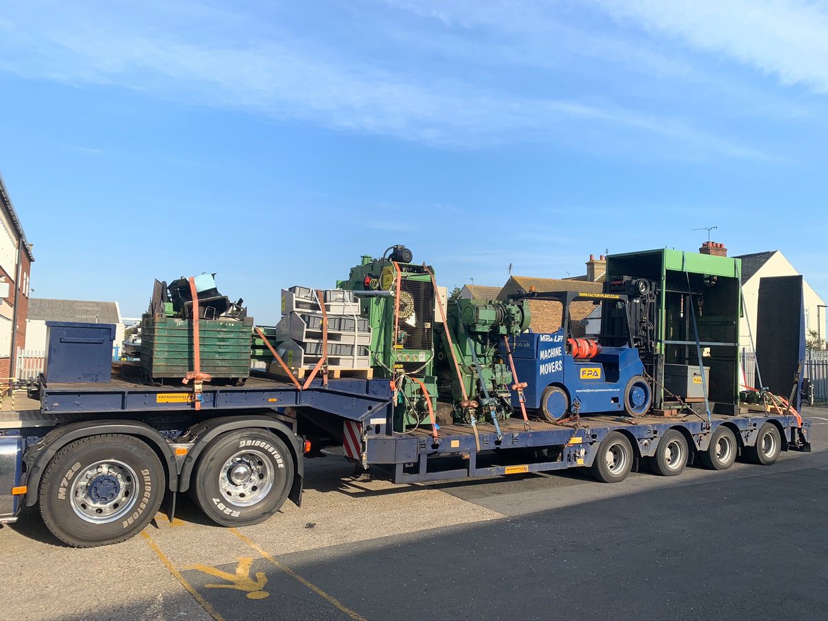 MachineMoverfpa's tweet photo. Departing Whitstable for the trek up to Sheffield,  2 loads out of 12 to be relocated. Coronavirus will probably start to take effect now, the health and well being of the staff far outweigh anything else...... hopefully see you all in a few weeks, STAY SAFE EVERYBODY! 👏👊✊💙💛 https://t.co/Glc7mrOl5X