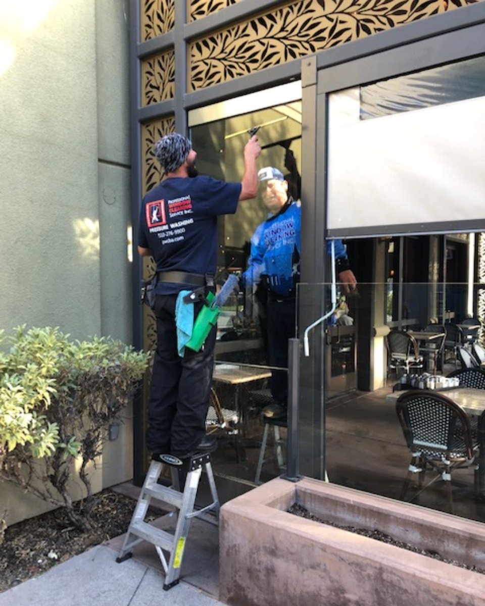 ProWindowClean_'s tweet photo. Professional Window Cleaning Service Inc. enjoys meeting all of Hayward, and also welcome our neighbors in Fremont, Walnut Creek, and San Francisco! Pay us a visit! https://t.co/1t6gt0BZvn #CommercialWindowCleaning #CommercialWindowWashing #ResidentialPowerWashingServices https://t.co/oBAn8iqrGK