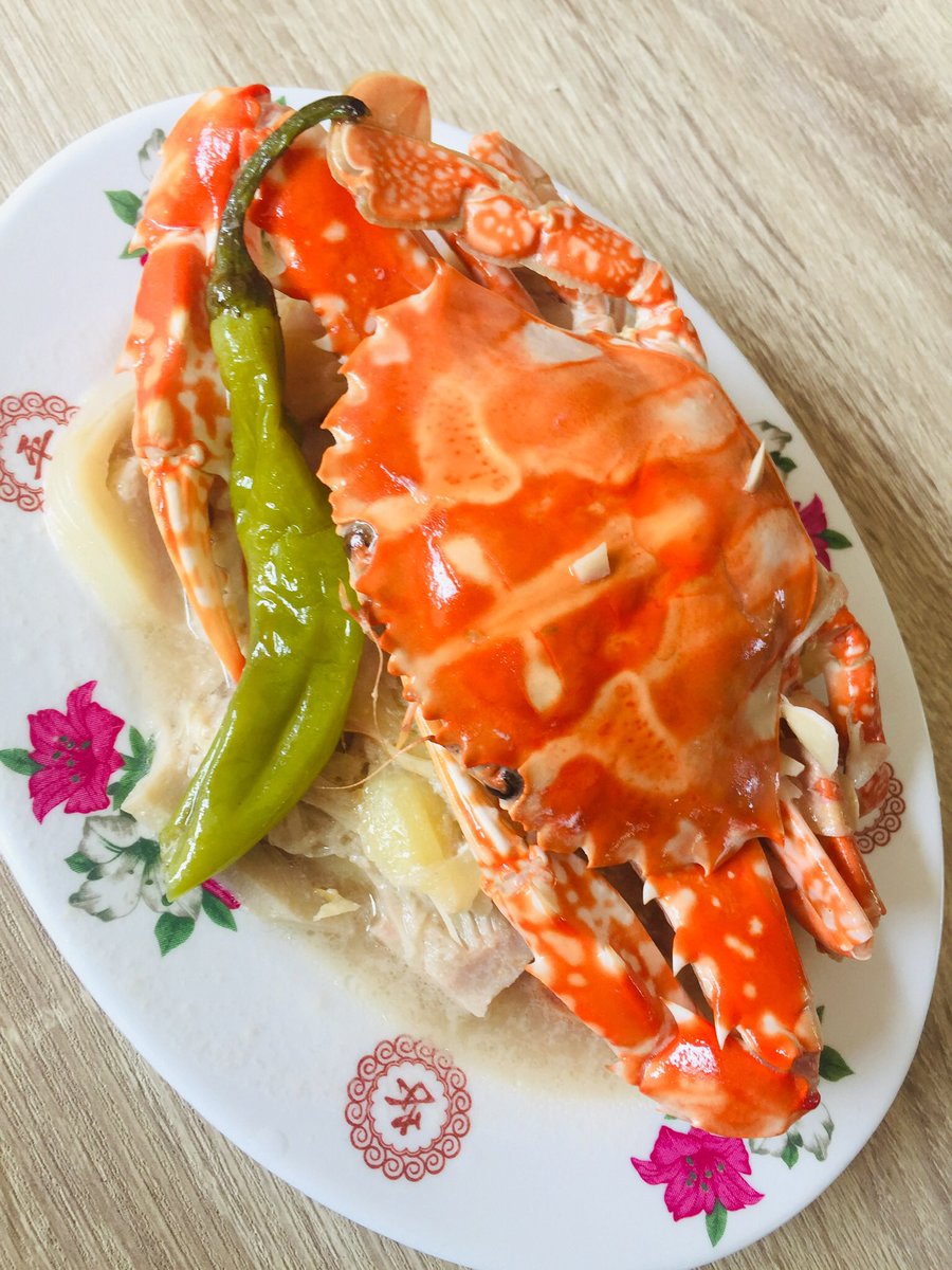 pasugnod43's tweet photo. 💙❤️💜💚#ilovecooking #2020 
spicy crab in coconut milk and jackfruit veg. https://t.co/5bbDF3ywB0