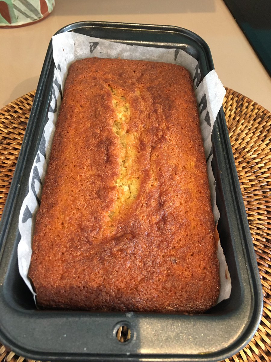 Bookywookydooda's tweet image. Banana Bread #JustKeepBaking