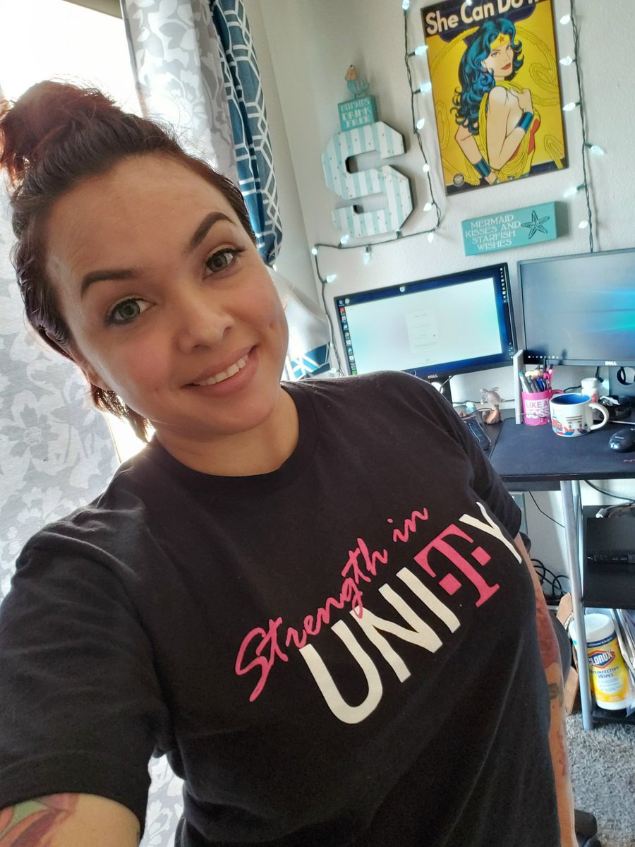 JuarezSherry's tweet photo. @jgebing @team505menaul @tmobilecareers @TMobile First day of working from home. So greatful I work for T-Mobile  #magentahomevida https://t.co/APiT3w5inh