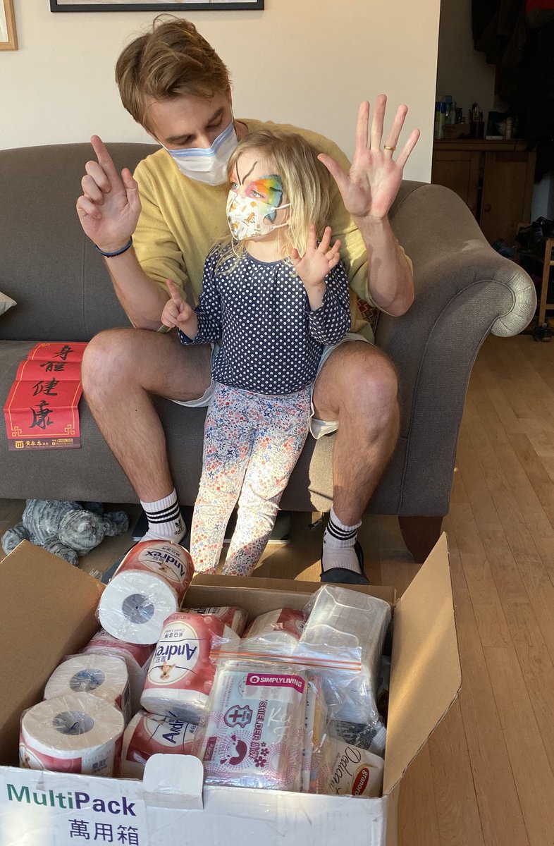 lukedepulford's tweet photo. This has completely floored me. 

Tweeted last week that my fam was struggling to find food.

This week #HKers sent packages containing masks, dried food and even loo roll! 

We will take what we need and donate anything else.

😭 Words fail. Thank you. ❤️🥰

#5demandsnot1less https://t.co/mQAfQaiedv