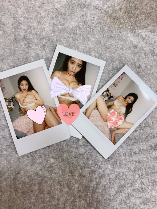 次回のFANZAライブチャットは 31日（火） ⏰22時〜24時15分くらいまで⏰ チャットのコメントに参加して下さった方に、抽選でサインチェキなどが当たるプレゼントがありますよぅ🎁꒰ &uml;̮͚ ꒱♪ْ︎˖⋆︎  おいでぇ(&cap;︎*&acute;&omega;｀*&cap;︎)💓は～い♪︎