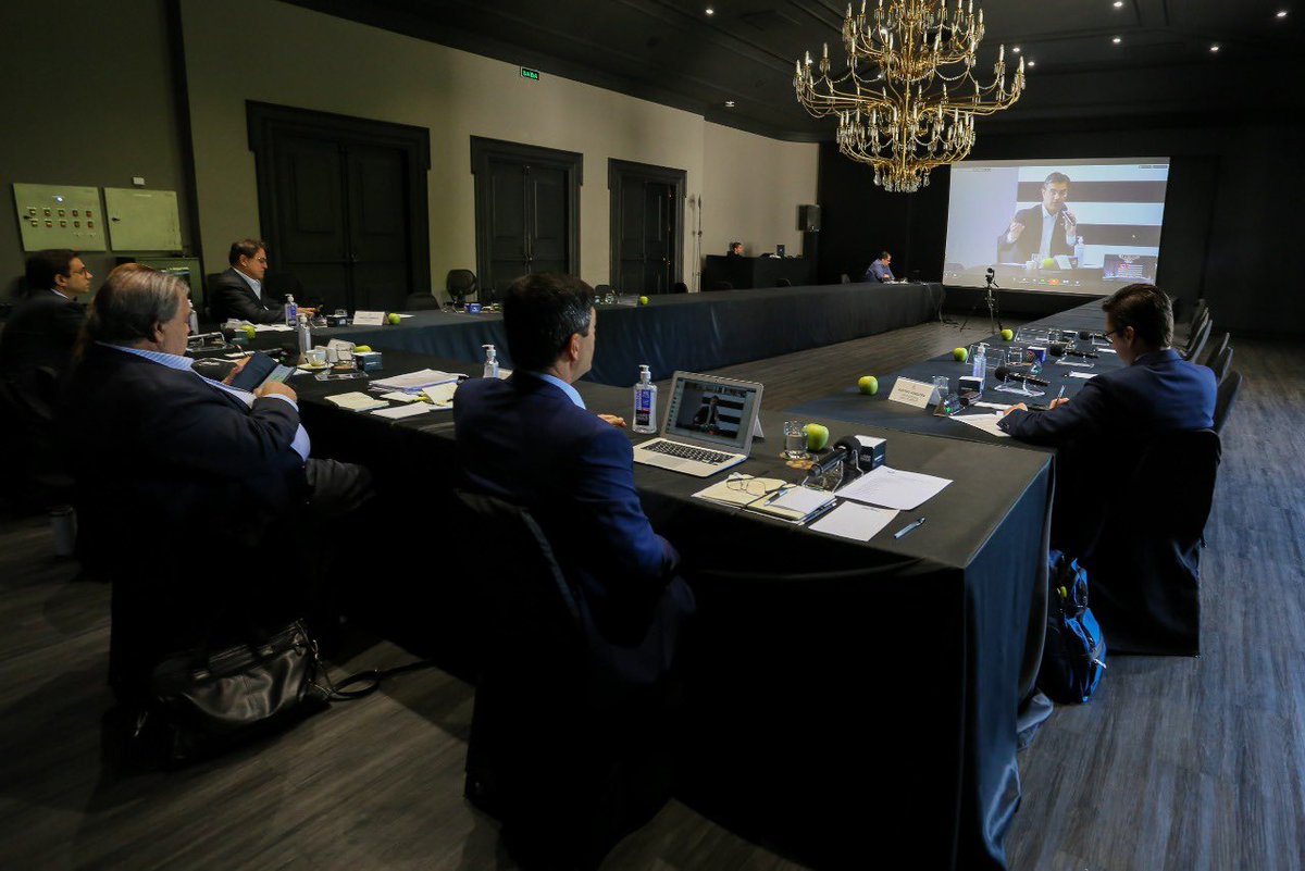 rodrigogarcia_'s tweet photo. 🦠 SP CONTRA O CORONAVÍRUS – Realizamos nesta manhã a reunião de secretariado, videoconferência. Todas as secretarias estão engajadas e desenvolvem ações coordenadas para o enfrentamento ao novo coronavírus.  #QUARENTENAemSP #SPcontraoCORONAVÍRUS #DoriaGovernador #RodrigoVice https://t.co/MfEi1jIdHa