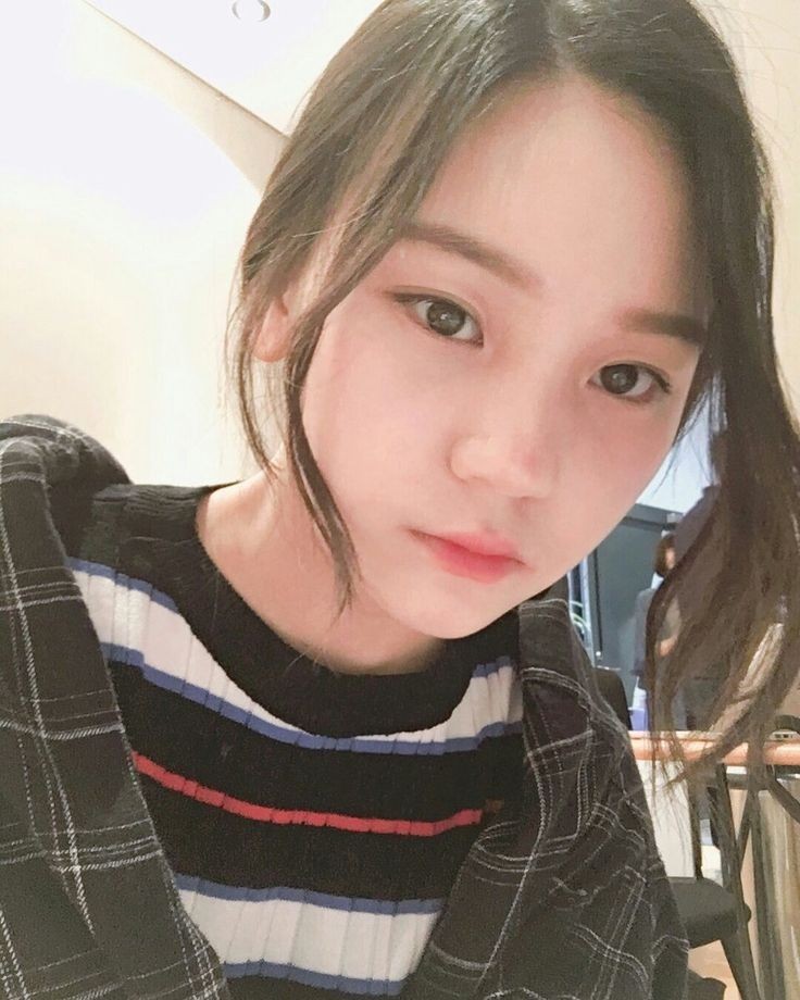 yewonsky19's tweet photo. Anyone still awake? 😌 https://t.co/zm3vs39HYp