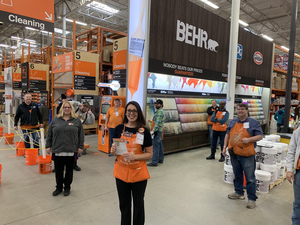Dan Blouin (@danblouin) on Twitter photo Today we recognized our fearless leader @IzzyChapmanTHD for all of her dedication and leadership though this difficult time. She is truly taking care of our people! Thank you Izzy for everything you are doing for our team. <a href="/McFarrenGary/">Gary McFarren</a> @SWHR33 <a href="/2701Depot/">2722 Pro</a> <a href="/zippoquake/">Stephanie Capps</a> Today we recognized our fearless leader @IzzyChapmanTHD for all of her dedication and leadership though this difficult time. She is truly taking care of our people! Thank you Izzy for everything you are doing for our team. <a href="/McFarrenGary/">Gary McFarren</a> @SWHR33 <a href="/2701Depot/">2722 Pro</a> <a href="/zippoquake/">Stephanie Capps</a>
