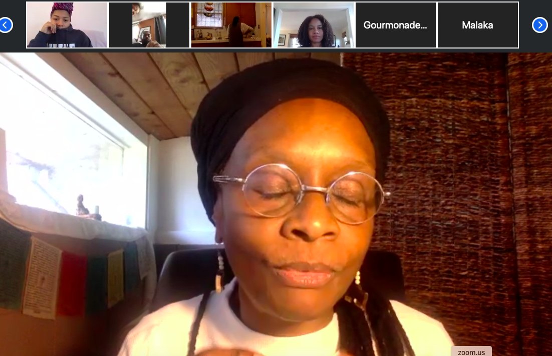 Piikup1's tweet photo. One of the things keeping POC businesses grounded our community Thank you #Runwayproject @ProjectRunway and @uptimabootcamp over 30 #POC and #blackwomen lead businesses funded period xoxo https://t.co/1IfJx6l8pk