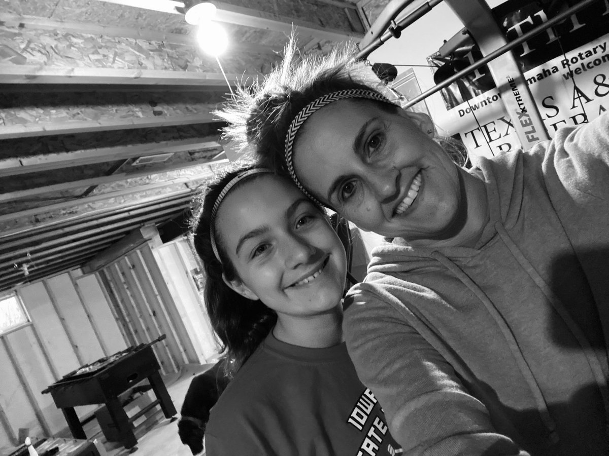 CoachZadalis's tweet image. Working out with your best buds is much more enjoyable then being by yourself! #workoutpartners #workoutathome #goals #chocolatelab