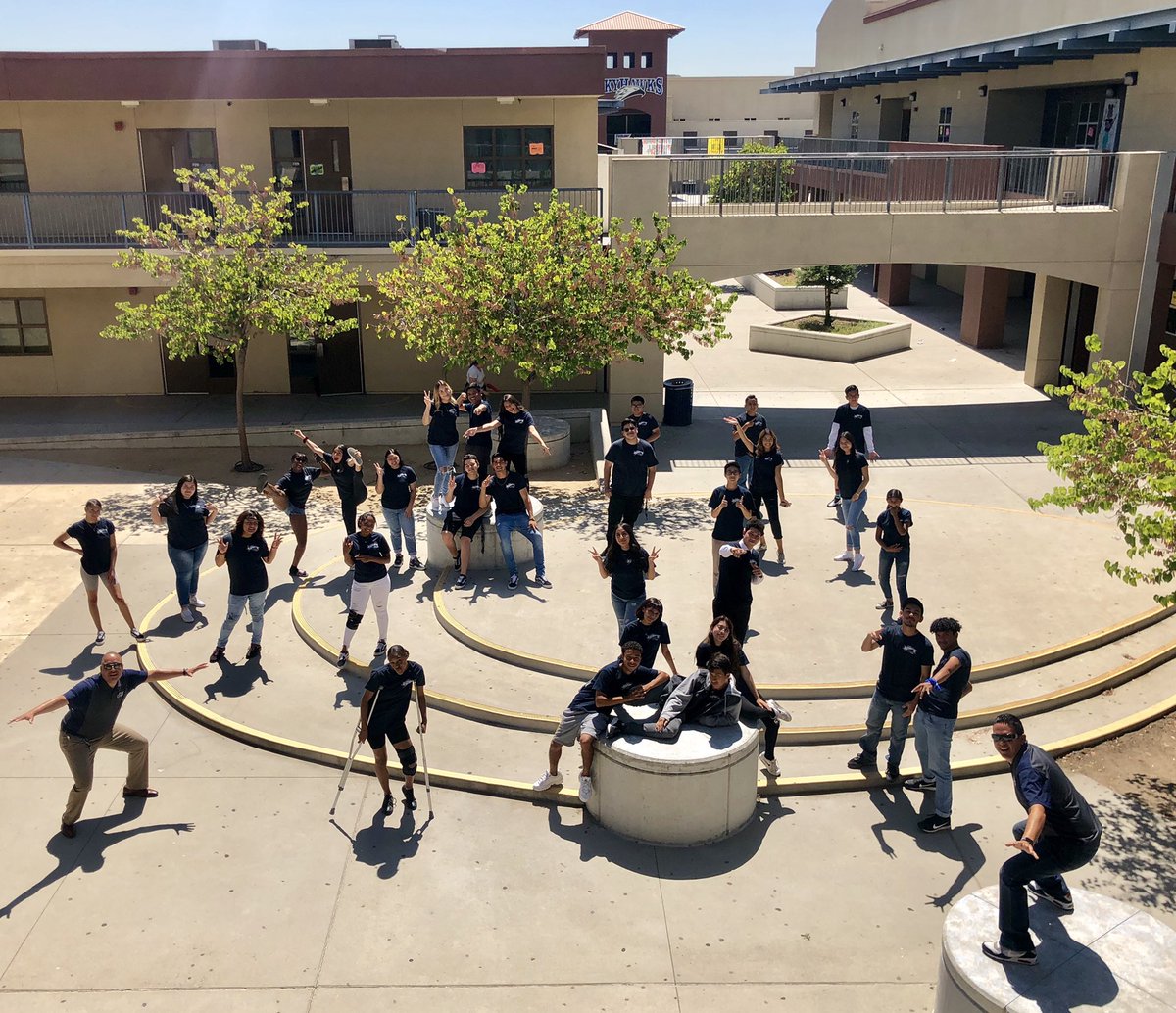 SkyHawkPro's tweet photo. #VirtualSpiritWeek My Favorite Memory Friday is THEM, it will always be THEM & only THEM #TVProFam π¬ #SummitTV π₯ #KeepSoaring π¦
#MissTHEMall π¨π½βπ« https://t.co/Qh9LnGmz2l