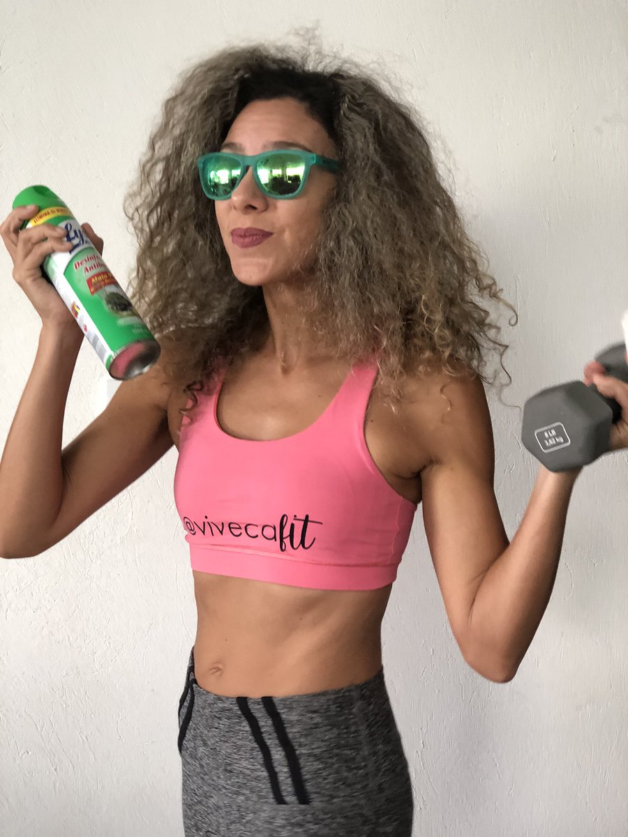 vivecafit's tweet photo. Dia #10 Más despeinada #ladyfit o #vivecafit Jajajaja ya no se qué más hacer y ustedes ????
Cómo van😂🤪😜???? https://t.co/8vJB93EI0w
