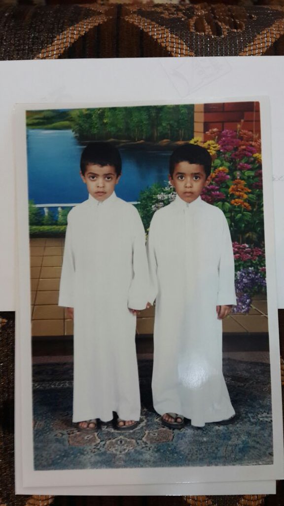 68A16m's tweet photo. @Ebrahem11_ غفر الله لوالدتكم وتغمدها بواسع رحمته فقد كان لها الدور الكببر فيما وصلتم إليه من الشهادات بالرغم من وفاتها قبل آخر يوم من إمتحانكم في السنة الرابعة الإبتدائي .
زرعت فيكم حب التعليم من خلال إهتمامها بمراحل التأسيس الأولية فتحقق لكم ما أرادته هي لكم رحمها الله فلاتنسوها من دعواتكم https://t.co/Wvk8TJmFLS