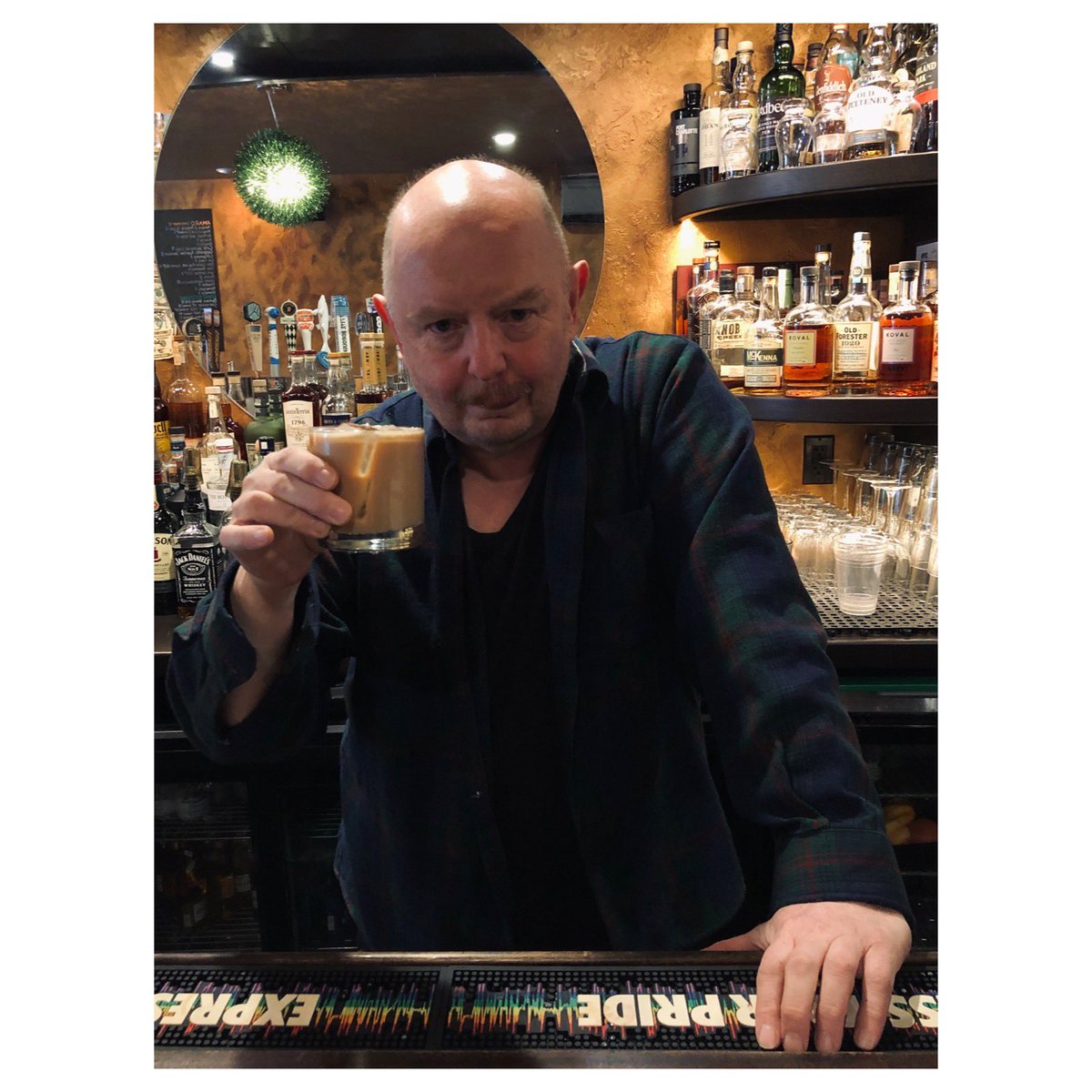 If you’re torn between your need for caffeine and your need for a drink...we got you. This friendly guy is serving up iced Irish coffees all day for takeout + delivery. Call us 😉