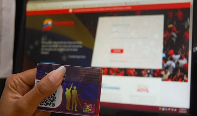CarnetDLaPatria's tweet photo. Actualización de la encuesta de despistaje masivo COVID-19
https://t.co/KvanwsCpn9

#EnBatallaHeroica @NicolasMaduro https://t.co/DqQkukdNcB