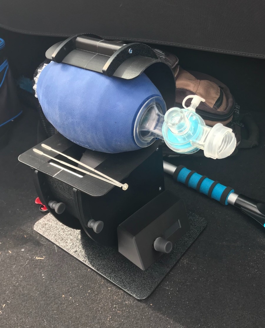 For those wondering about about the fit of the Ambu-bag or BVM. Here you go, will need fine tuning but that's already in the works. Photo:DuganK #SnowBrushNotIncluded
