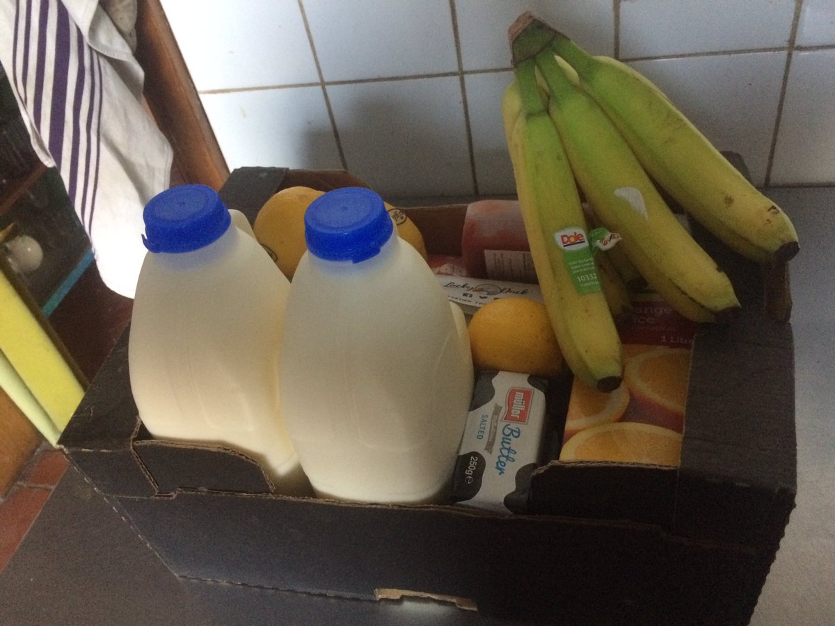 During #SelfIsolation , we’re getting a home delivery from our local village shop. Absolute lifesaver.
Shoutout to Griffiths Garage of Leintwardine, thank you so much, you’re amazing!!