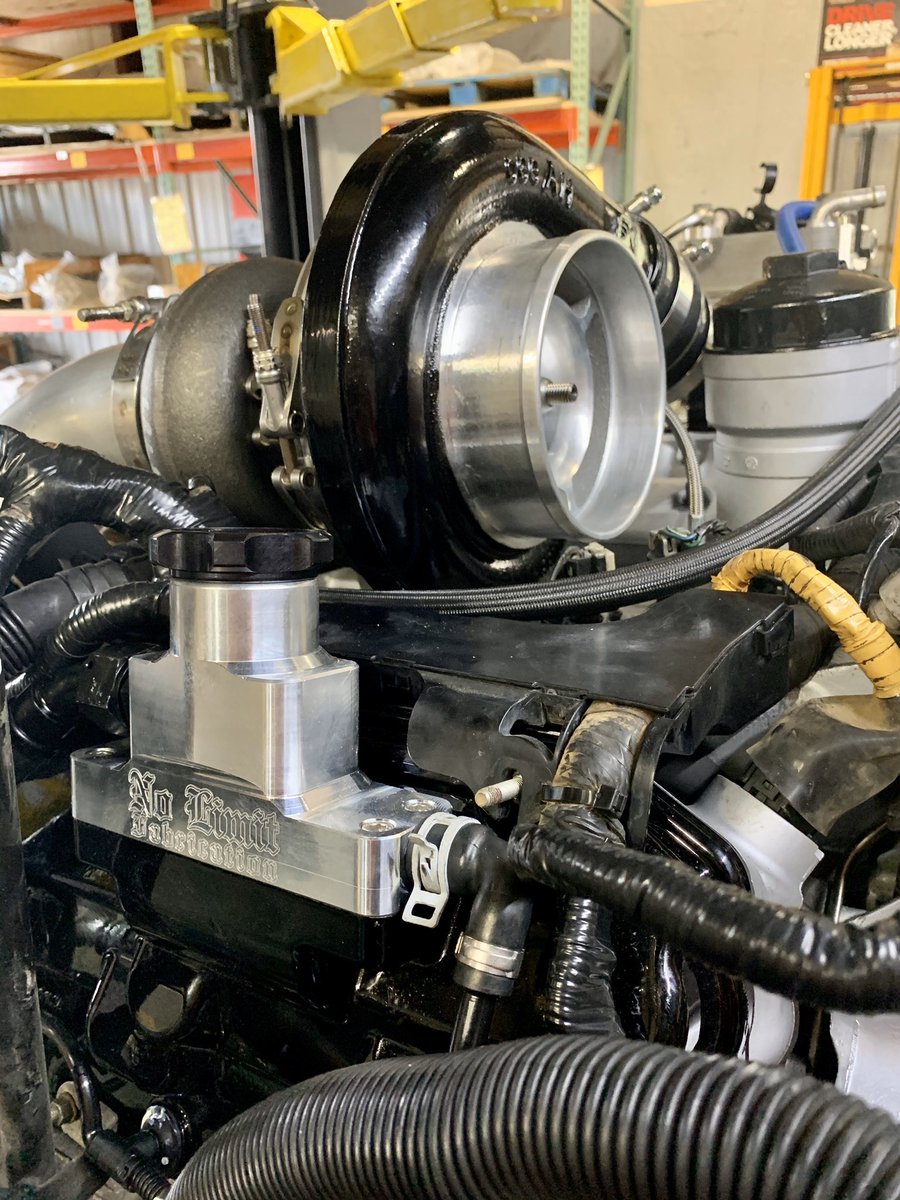 JNKENGINES's tweet photo. https://t.co/i0ujrbeWiq

A build for the record books! Swipe left to start drooling 🤤⛓💨⚙🔧🏁
•
•
•
#sixfo #sixfour
#jkengines #powerstroke #superduty #diesel #ford #6oh #6ohh #sixoh #sixohh #rebuild #reman #jnk #longblock #shortblock  #navistar #vt365 #vt390 #bulletproof https://t.co/TcKpbb3xSG