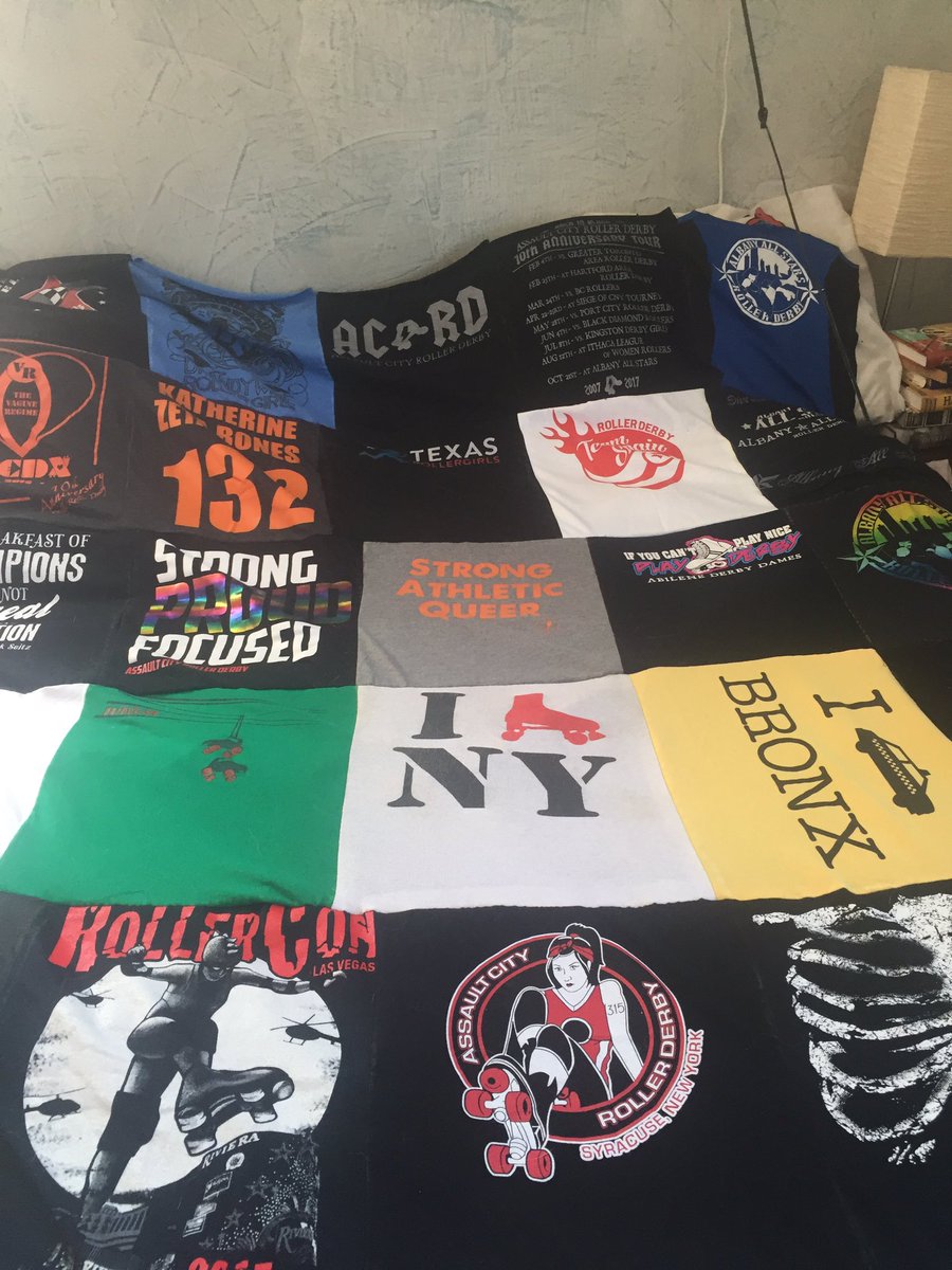 Katherine Zeta Bones tweet media