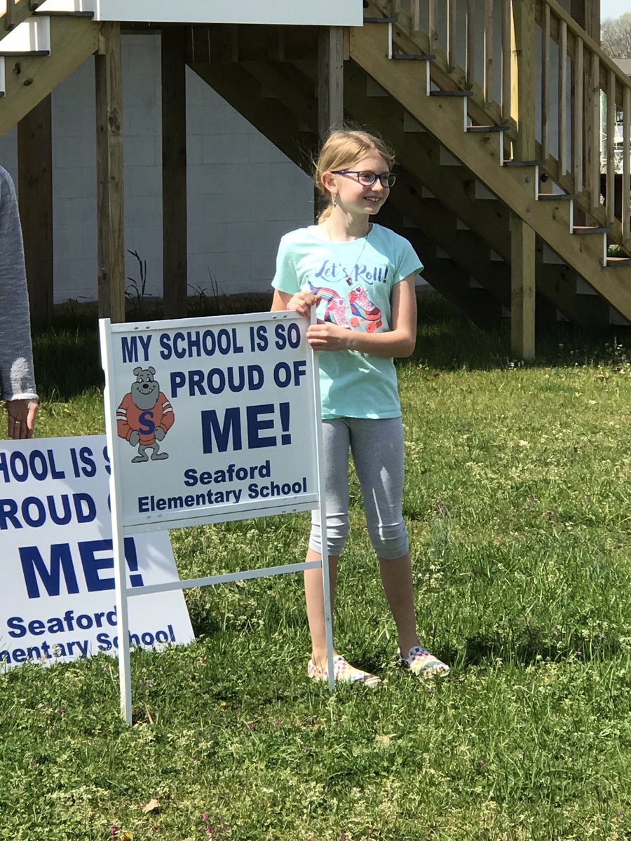 SESBulldog's tweet photo. Congratulations to our last Seaford Signs of Excellence recipient of the year, Ella Thomas! You have continued to brighten our days with your morning BNN! You truly embody what it means to be a bulldog!💙🧡#SESBulldogs #SignsOfExcellence #SpreadingLoveWhileSocialDistancing https://t.co/t6XmbU7GDk