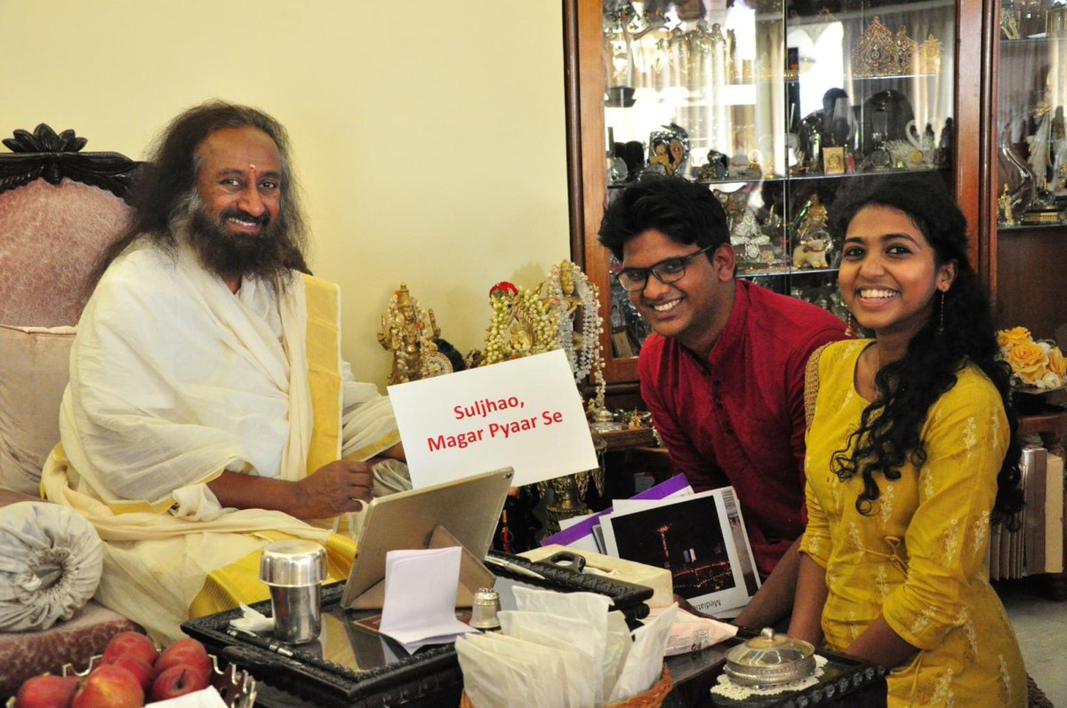 Sama co-founders, Akshetha Ashok and Pranjal Sinha, recently had an opportunity to engage with Sri Sri Ravi Shankar(<a href="/SriSri/">Gurudev</a>), a spiritual leader and founder of Art of Living Foundation. 
If you are an ADR enthusiast get in touch with us at pranjal@sama.live.
#accesstojustice #imw