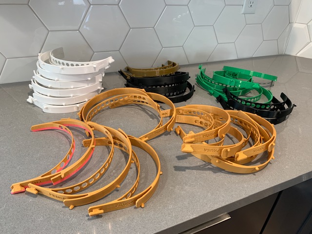 UNHinnovation's tweet photo. The Makerspace at UNHInnovation's ECenter is joining several @UofNH facilities putting their 3D printers to good use by printing parts for protective face shields that will go to local healthcare workers! Big thanks to the Patten Family Foundation for donating materials. https://t.co/4tA57mrHA1