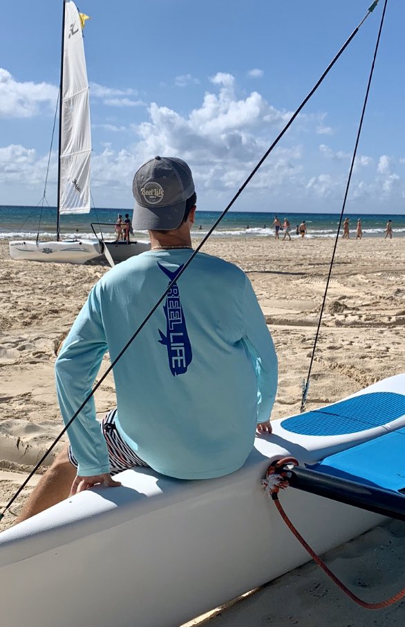 Reellifegear's tweet photo. Hanging out in the #beach just waiting for your next #fishing day. That’s #livingthereellife https://t.co/JFXkkmip8N
