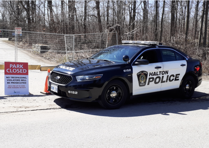 Reminder Halton Conservation Areas and trails are closed to the public. Ignoring the closures could result in trespassing charges. Help do your part, stay home and stay healthy.jd #COVID19