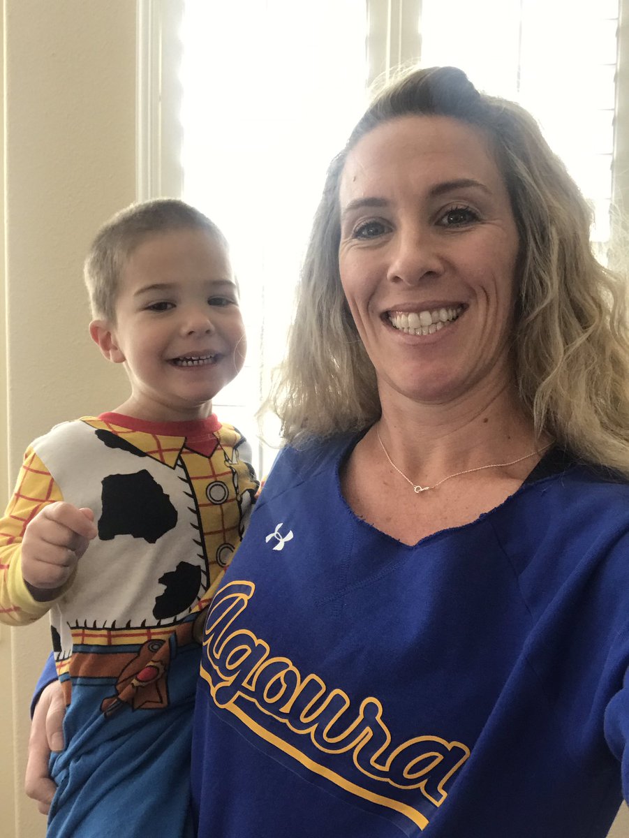 LVUSDMrsG's tweet photo. Missing my @AgouraHS family and wearing my spirit wear today. Woody wanted to show his smile too #LVUSDConnects @LVUSD https://t.co/E9NebORkvX