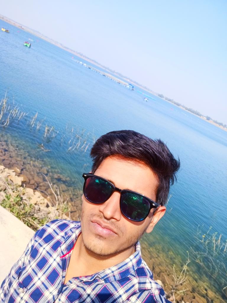 Kdverma33032699's tweet photo. #khandoli #giridih #CoronaLockdown 
#BeSafeStayHome 
#COVID19indiaupdate 
#safetyinyourhand 🙏🙏 https://t.co/SVK8HANC9f