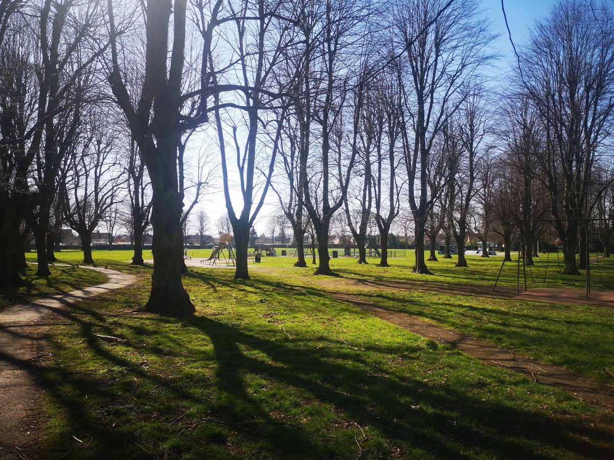 EmmaWrighty100's tweet photo. @AnglianWeather lunchtime walk 😁 https://t.co/zteESYFbrl