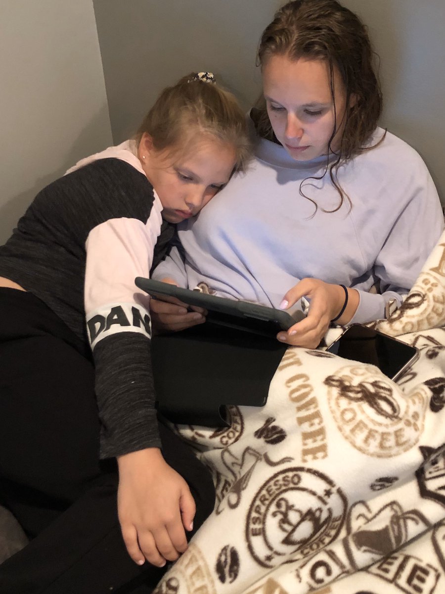 Kirs10Schaefer's tweet photo. On the days where your 9 year old just needs some extra love. #OurEmma @CoachSchaefer62 https://t.co/yHIAtYnutO