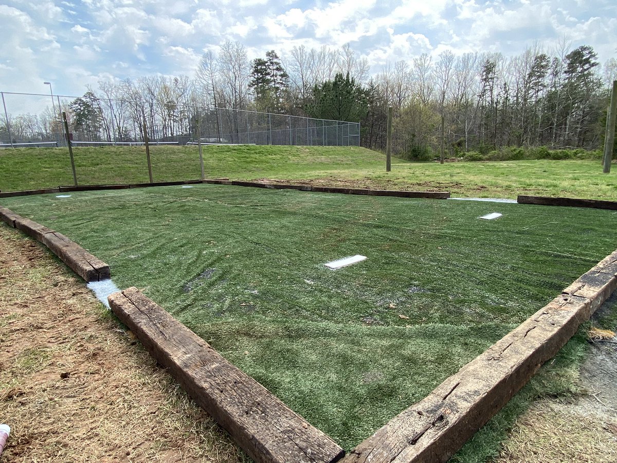 atkins_softball's tweet photo. Before vs After! It’s been a long 3 years in the making but we are proud of our upgrades! @Camel_Athletics thank you for all the help 🐪🥎 https://t.co/pRhX61RdqG