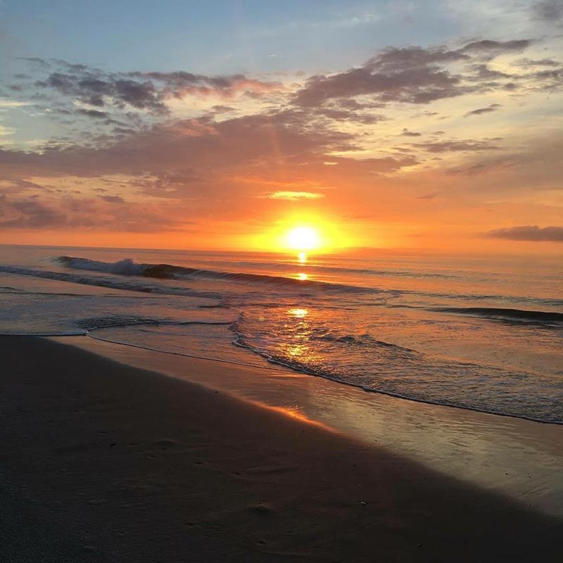 Jcassa's tweet photo. I’m a finalist in The Oceanfront Litchfield Inn’s Story Contest. Help me rally votes: https://t.co/3c6oYHfmE4 https://t.co/CXnDCnCWas