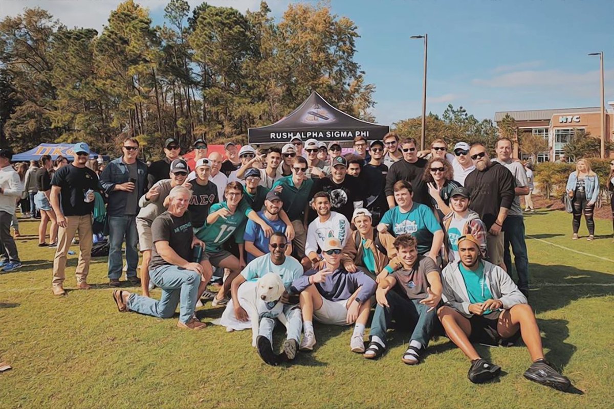 alphasigs's tweet photo. Quality shots from a quality group of men! Thanks for sharing, Delta Sigma (Coastal Carolina) 🤙 #AlphaSig175 https://t.co/pHOFA43HCv