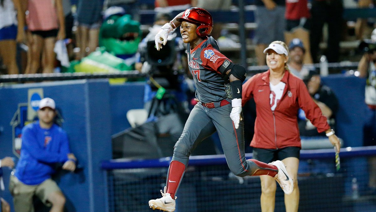 Someone say ESPN2 is reairing the 2017 WCWS 17-inning game this weekend? We’re 𝙏𝙃𝙄𝙎 hyped!

Relive it with us this 𝐒𝐮𝐧𝐝𝐚𝐲, 𝐌𝐚𝐫𝐜𝐡 𝟐𝟗 𝐚𝐭 𝟏 𝐩.𝐦. 𝐂𝐓 on ESPN2.