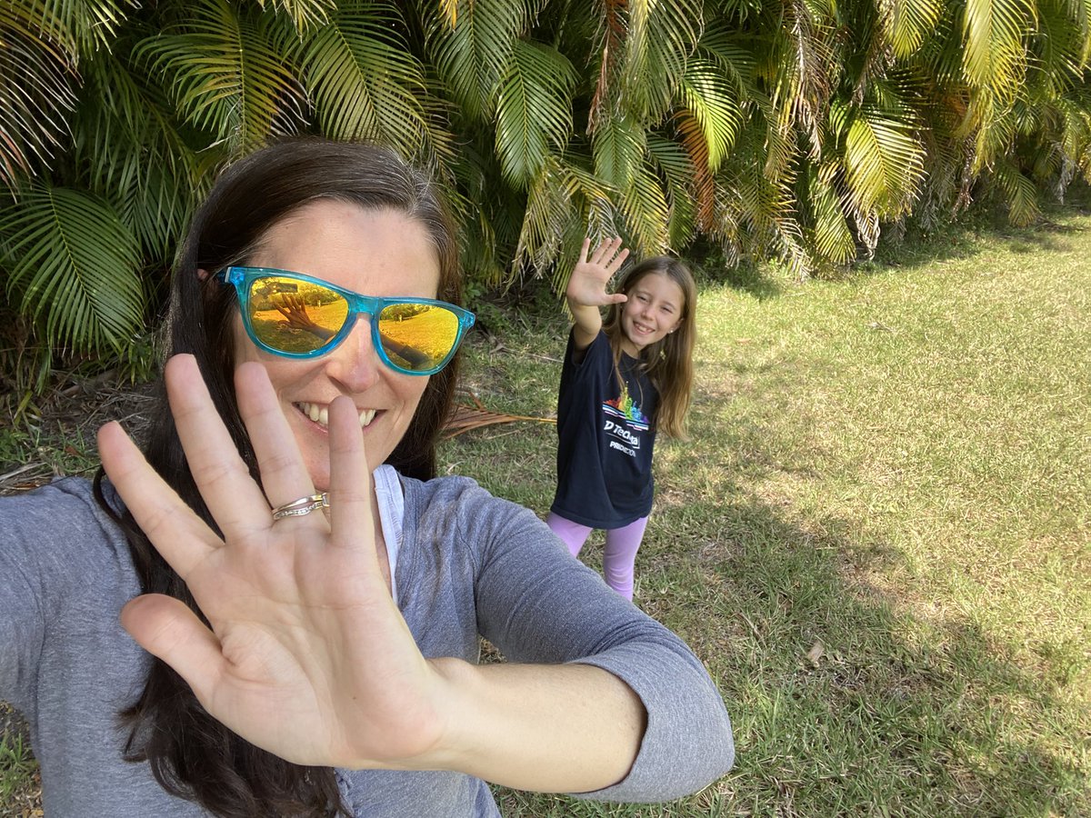 MrsHHopper's tweet photo. Happy International SEL day!!!  Virtual high 5 for #SELpbc !!!  Can’t wait to get back to SEL with my kiddos next week, even if it’s virtually!!! @GoldenGrovePrin #relationshipsmatter https://t.co/YTQvTF6YKj