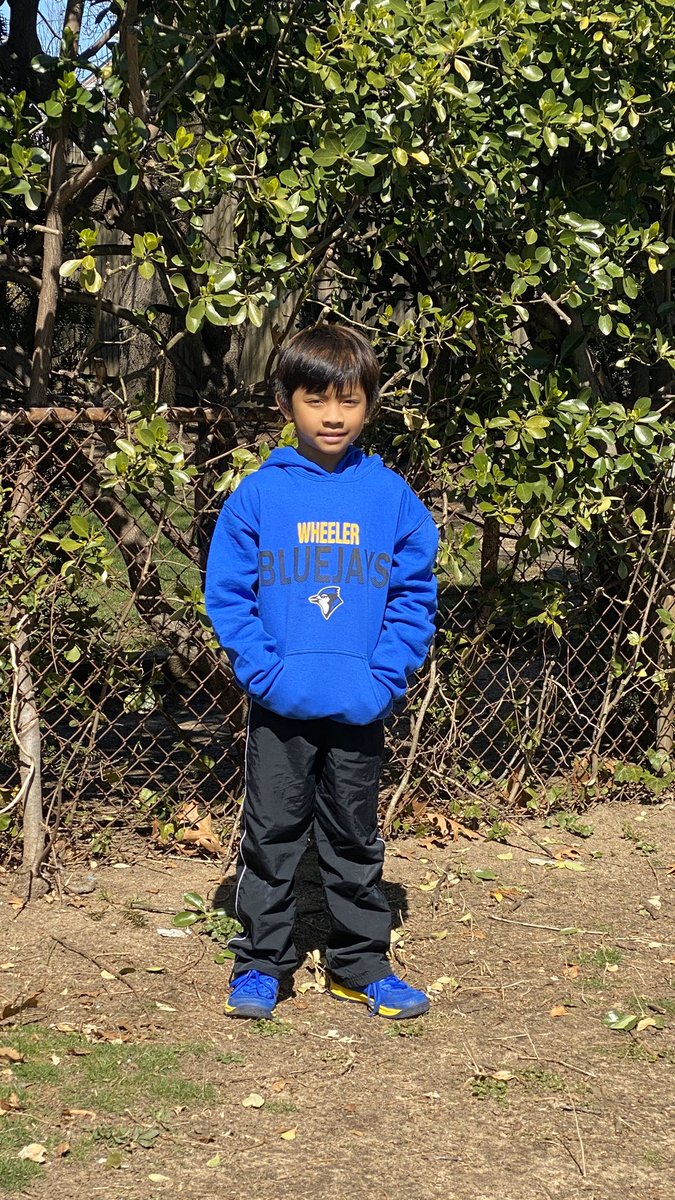 Fourstars31's tweet photo. WHEELER SPIRIT!!! Day 5 of Wheeler Virtual Spirit Week.@MsSilverman_ @MrJohnFrias @WheelerAvenue  #BlueJays #wheelerspirit #Brightsunnyday https://t.co/qNHeFAGY2B