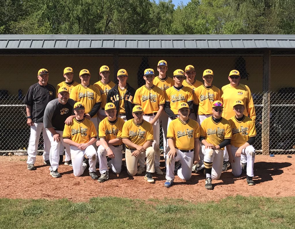 BBCoachWright's tweet photo. I’ll play!

New challenge alert! Once you are nominated you have 24 hours to respond or you donate $20 to local charity. You have to nominate 4 coaches. You have to post a picture of you coaching!

@TheRealSeese @Coach_Brimmer @TomCareyCL @drewsaylor19 https://t.co/da3SUA2tOd
