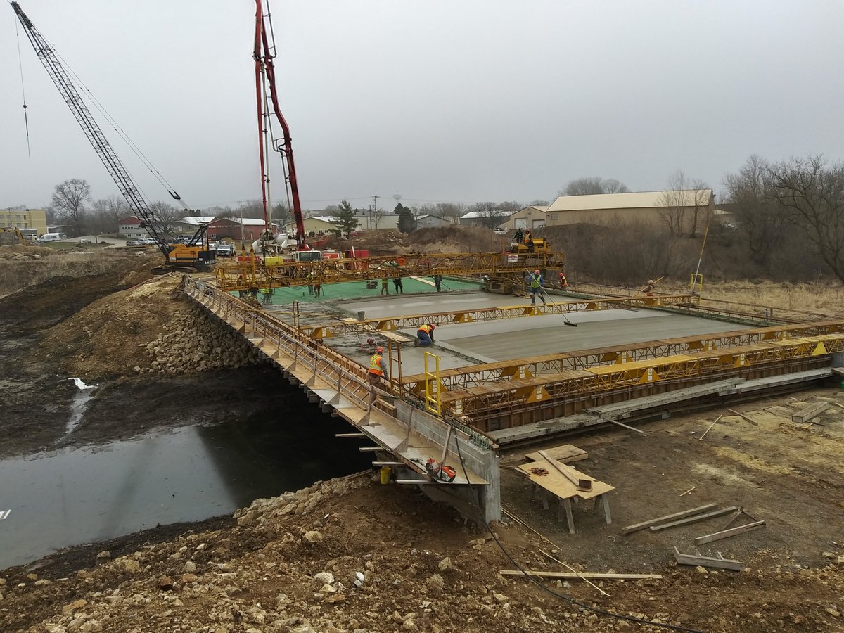 JSchreinerPE's tweet image. Forging ahead and social distancing?! #VASD