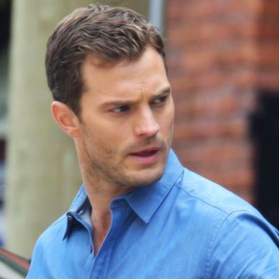 Brooklyn — 35 años.

      #AU
      #NuevaFotoDePerfil