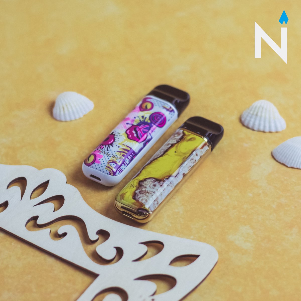 vapordna's tweet photo. So Small But So Awesome!
The SMOK Novo 2 measurements remain the same as the original SMOK Novo, however this device now features new colors, and other products to further customize the device!
Shop Today: https://t.co/v4jQYS8l30
#vapordna #smok #novo2 #podsystem #vaping #vape https://t.co/gldMuuQtKc