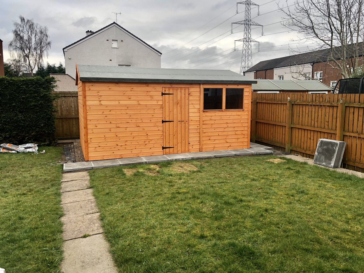 Neil_Buchanan's tweet photo. Man got shed #Howf https://t.co/Qa64ZbI7kO