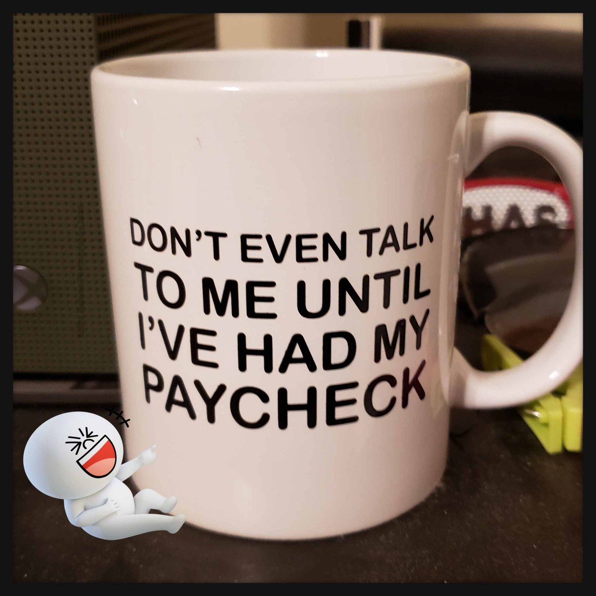 12bLAxx's tweet photo. I got clients asking for rush jobs, with the rush fee, but told me they can't pay me because people are working from home. Like, I have Square, PayPal, Zelle, and Venmo. We can make this work. https://t.co/3y8RBV8aUS