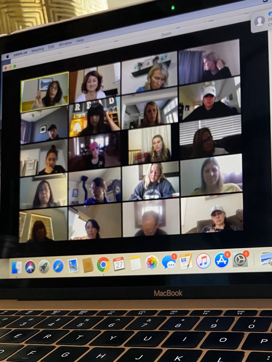 JustDesyrae's tweet photo. This team.
Making lemonade from lemons &amp; rocking distance learning. 
Giving their all for the students  @BarrettRanch_ ♥️🍎🐴

#DCJESDPROUD https://t.co/lIJelwG5XZ