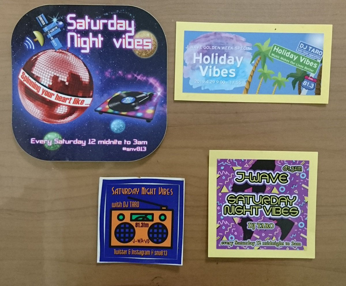 しーさんぽ ｕ ｕ ここ最近の画像 全部小文字の Vibes に だよ 画像ひとつだけならミスプリか と思うけど 全部こうだから なんか意味あるんじゃね