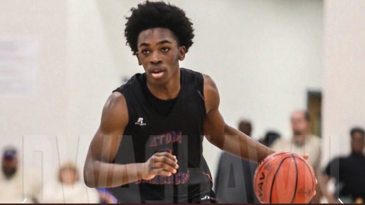 OntheRadarHoops's tweet photo. One of the best scoring guards to come out of the Savannah (GA) area in recent years, Emondre Bowles averaged 23 points per game this season.

STORY:

https://t.co/oT0HKjxOAI https://t.co/GcKZWzPNFd