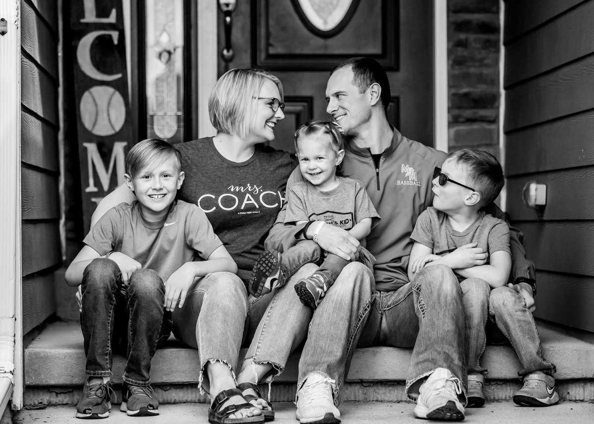 MrsCoachFitz's tweet photo. Blessed to be stuck at home with @CoachFitz24 and these three beautiful creations! Finding joy in all the family time ❤️ https://t.co/L82pm2fK8M