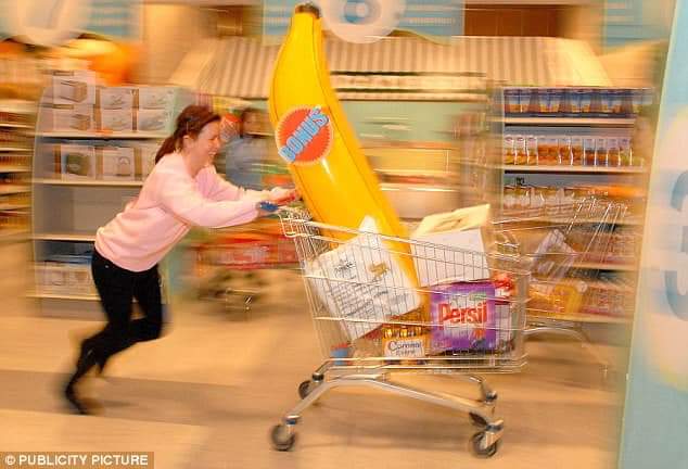 TerynasaurusRex's tweet photo. Being a kid of the 90’s that grew up watching Supermarket Sweep, now’s my time to shine! Livin' the dream! 😂😂😂 https://t.co/PPbxIGDHbM