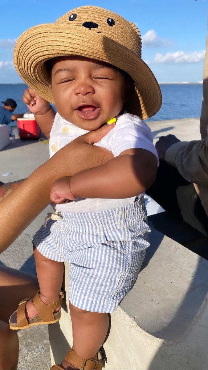 drekaaa_'s tweet photo. He loved his first day on the lake https://t.co/7u8TbmB1Dq